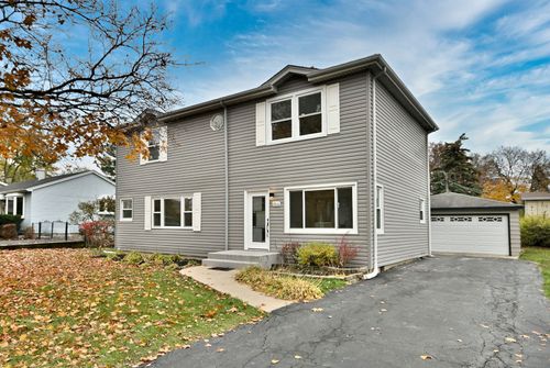 656 W Comstock Ave, Elmhurst, IL, 60126-1877 | Card Image