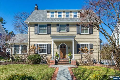 264 Forest Ave, Glen Ridge, NJ, 07028-1727 | Card Image