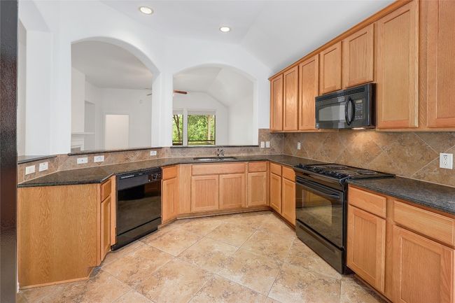 813 Westbury Ln, House other with 4 bedrooms, 2 bathrooms and 4 parking in Georgetown TX | Image 8
