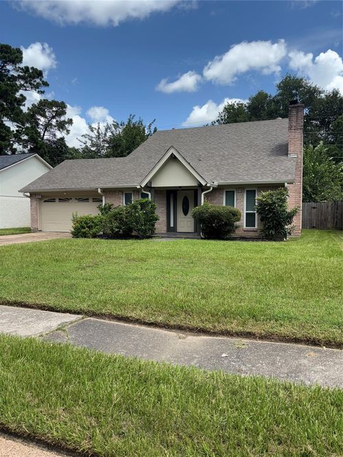 9626 Magnolia Ridge Dr, Houston, TX, 77070-1939 | Card Image