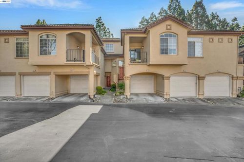 6406 Dijon Way, Dublin, CA, 94568-3840 | Card Image