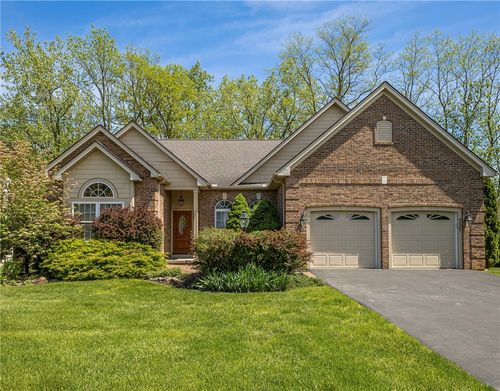 737 Rookery, Walworth, NY, 14502 | Card Image