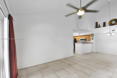 207 - 12106 Saint Andrews Pl, Condo with 3 bedrooms, 2 bathrooms and null parking in Miramar FL | Image 2