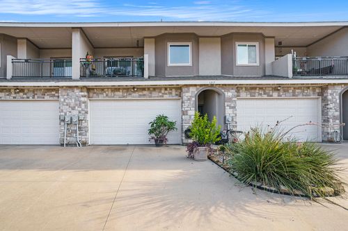 1217 Summerset Ln, Burleson, TX, 76028-2951 | Card Image