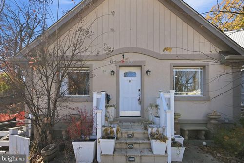 2022 S Monroe St, ARLINGTON, VA, 22204-5404 | Card Image