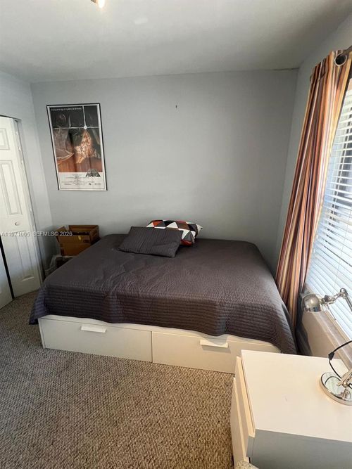 8329-8329 Nw 37th Pl, Sunrise, FL, 33351-6130 | Card Image