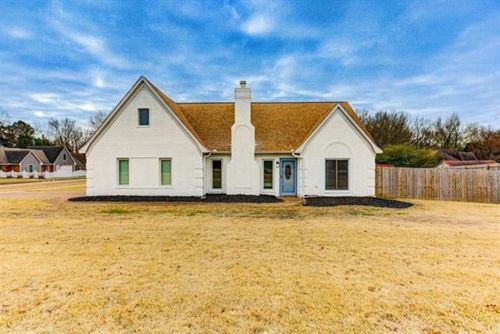 7105 Santa Cruz Dr, Bartlett, TN, 38133-8911 | Card Image