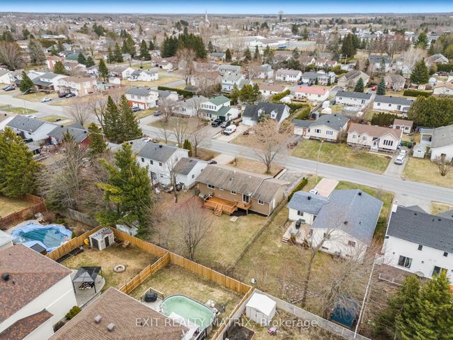 58 Castlebeau St, House other with 6 bedrooms, 2 bathrooms and 4 parking in Embrun ON | Image 35