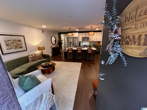 apt-201-1801 2nd Ave N, BIRMINGHAM, AL, 35203-3131 | Card Image