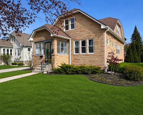 2327 Buchanan Rd, Kenosha, WI, 53143-1432 | Card Image