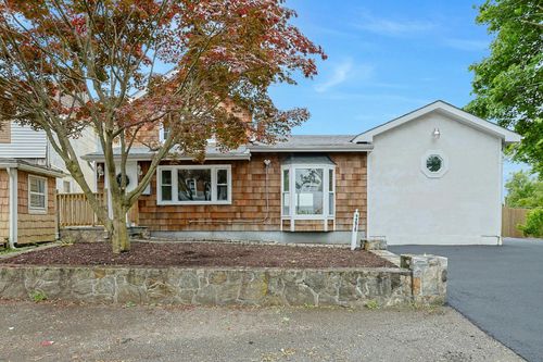 286 9th St, Verplanck, NY, 10596-7714 | Card Image