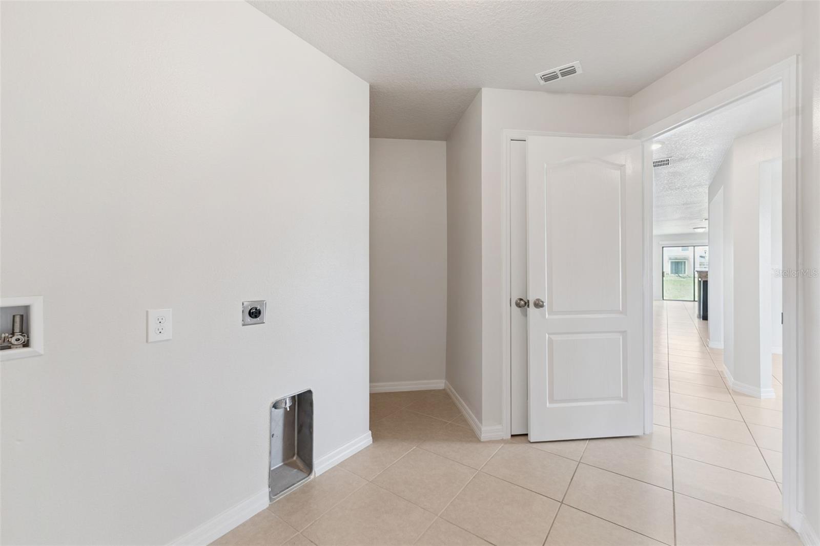 Residential in LAKELAND 2