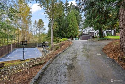 Front driveway | Image 3