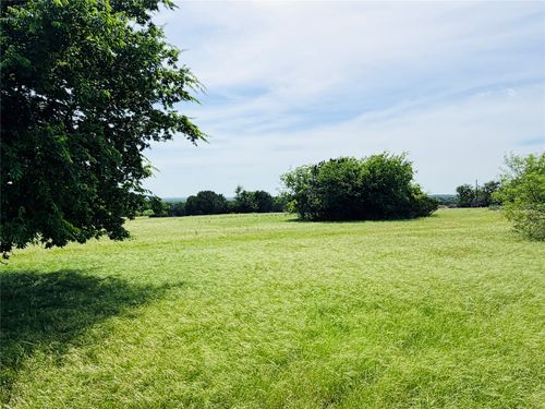 372 County Road 340, Mcgregor, TX, 76657 | Card Image