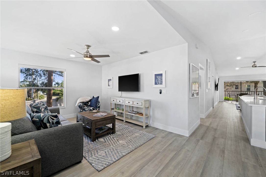 Residential in Naples 3