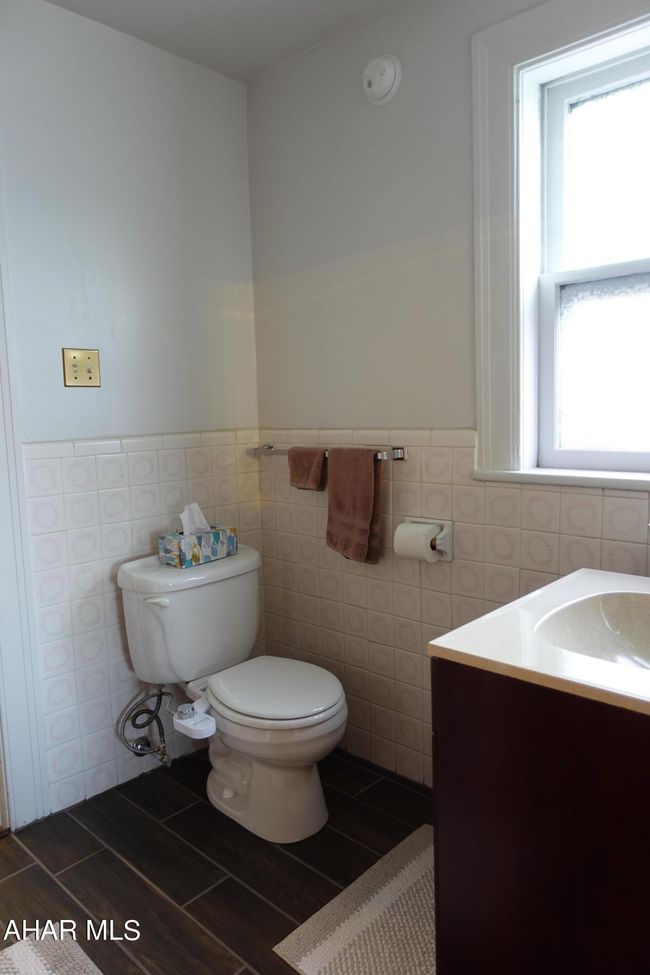 701 Spang St, House other with 8 bedrooms, 8 bathrooms and null parking in Roaring Spring PA | Image 73