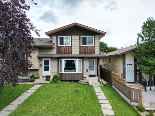 109 Bermondsey Way Nw, Calgary, AB, T3K1V3 | Card Image