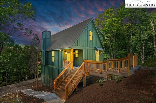 1017 Charter Hills Rd, Beech Mountain, NC, 28604-8048 | Card Image