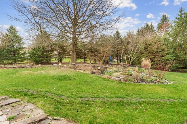 207 Shaffer Ave, House other with 3 bedrooms, 2 bathrooms and 2 parking in Elizabeth PA | Image 32