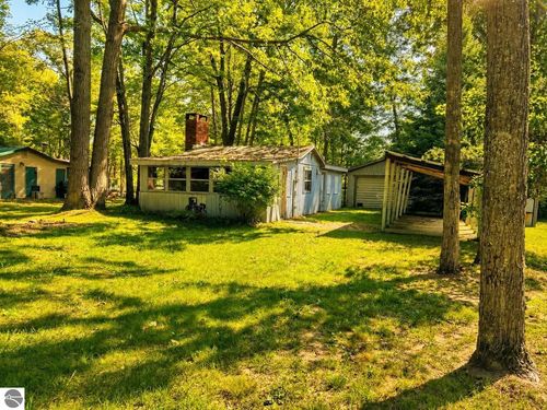 4898 Maplewood Street, Harrison, MI, 48625 | Card Image