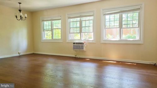 1622 Ripon Pl, ALEXANDRIA, VA, 22302-2129 | Card Image