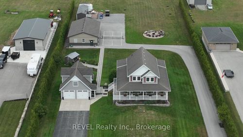 5256 Beach Rd, Sherkston, ON, L0S1R0 | Card Image