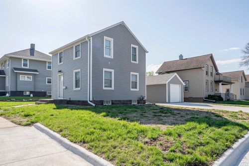 400 Plymouth St Se, Le Mars, IA, 51031-3732 | Card Image