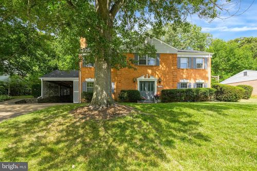 4121 Sleepy Hollow Rd, ANNANDALE, VA, 22003-2045 | Card Image