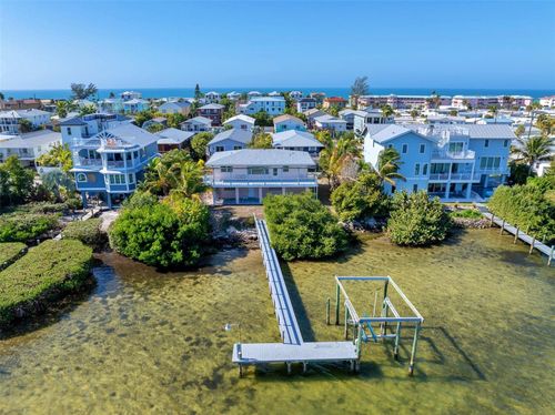 2512 Avenue A, BRADENTON BEACH, FL, 34217-2211 | Card Image