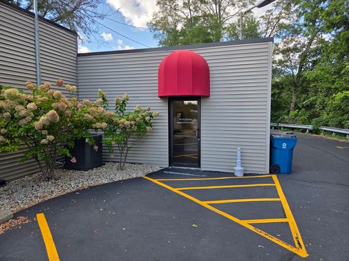 unit-b-103 5th St, Peru, IL, 61354-2009 | Card Image