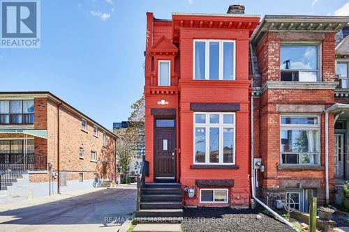 95 Wolseley St, Toronto, ON, M5T1A4 | Card Image