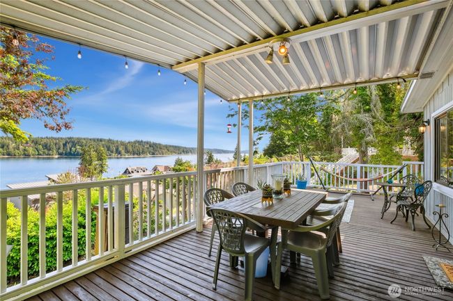 70 E Rustle Way, House other with 3 bedrooms, 2 bathrooms and 2 parking in Grapeview WA | Image 4