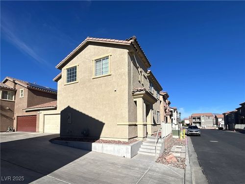 7937 Crimson Point St, Las Vegas, NV, 89149-3756 | Card Image