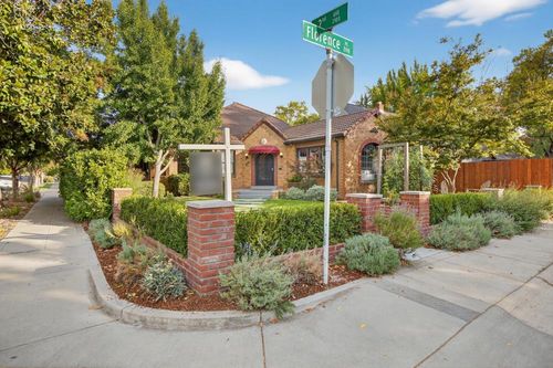 2701 Florence Place, Sacramento, CA, 95818 | Card Image