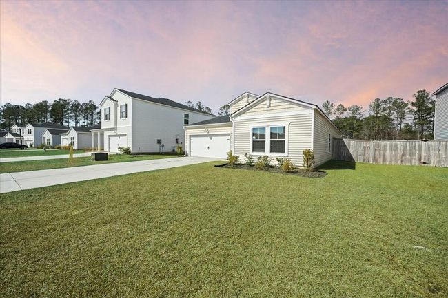 Front of Home | Image 5