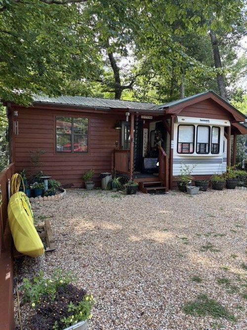 50 Rocky Ln, Cleveland, GA, 30528-0909 | Card Image