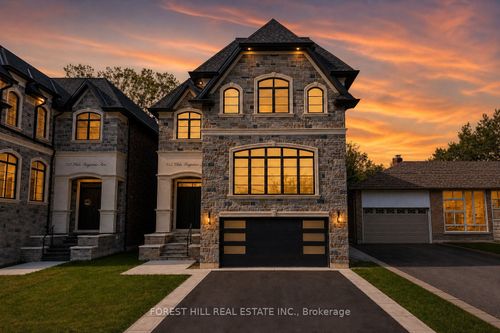152 Olde Bayview Ave, Richmond Hill, ON, L4E3C6 | Card Image