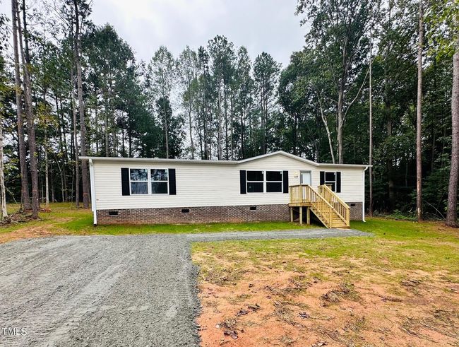 Exterior Front | Image 18