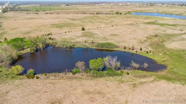 28002 Us 75 Hwy, House other with 4 bedrooms, 4 bathrooms and null parking in Ochelata OK | Image 55