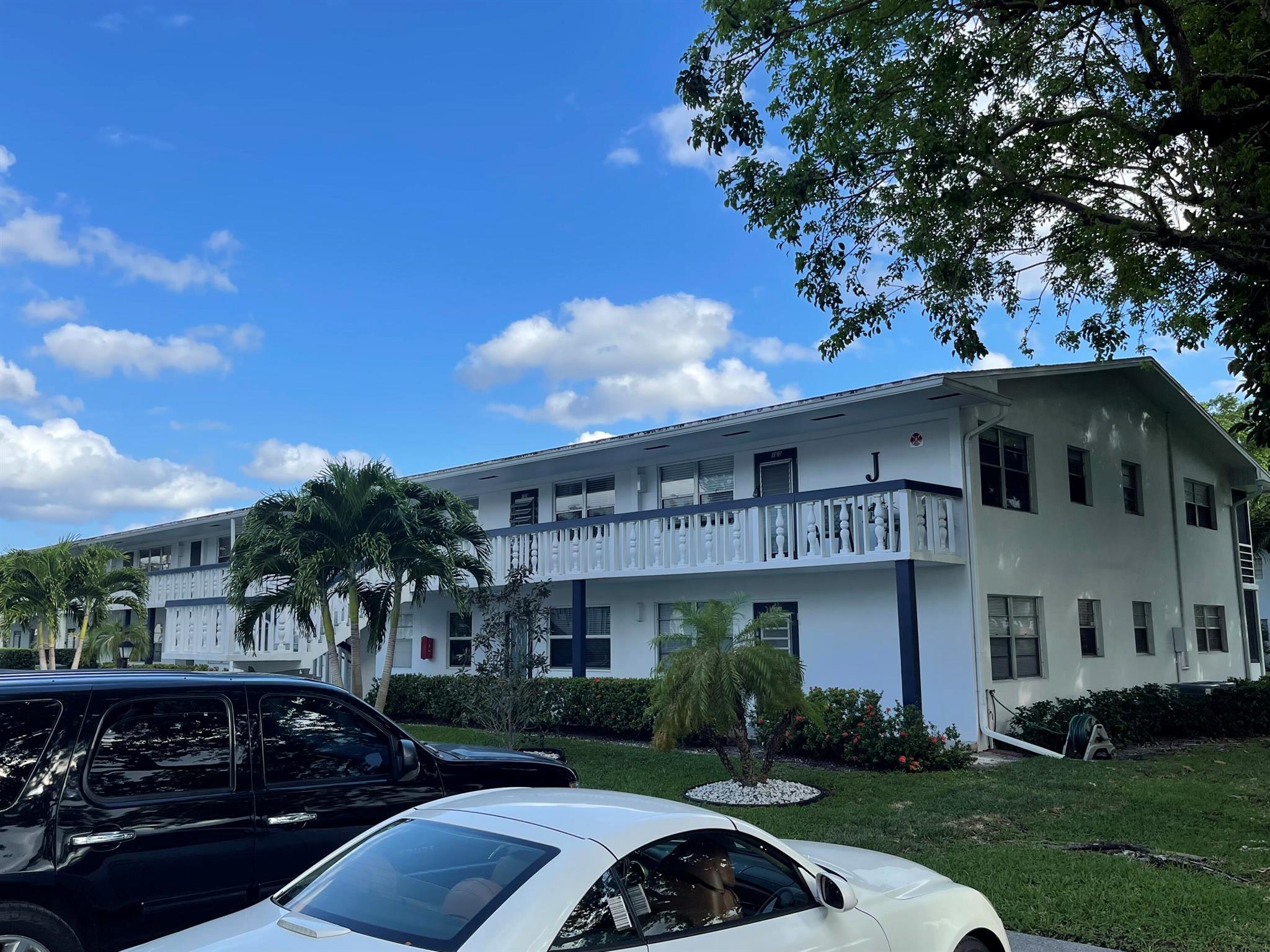 Newport J , Deerfield Beach, FL 33442