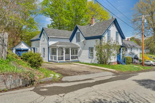 9 Fountain St, Gardiner, ME, 04345-1915 | Card Image