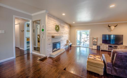 1008 Greenwood Drive, Woodland, CA, 95695 | Card Image