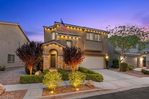 8127 Turquoise Tide Dr, Las Vegas, NV, 89166-3764 | Card Image