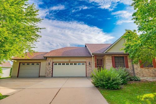 725 Herndon Drive, MADISON, WI, 53718 | Card Image