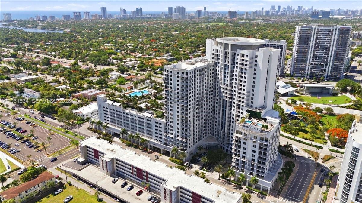 Residential Lease in Hollywood 4
