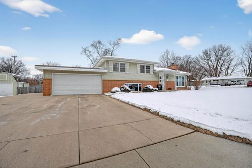 2506 Laurel St, Waterloo, IA, 50702-5127 | Card Image