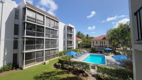 c205-483 N Pine Island Rd, Plantation, FL, 33324-7813 | Card Image