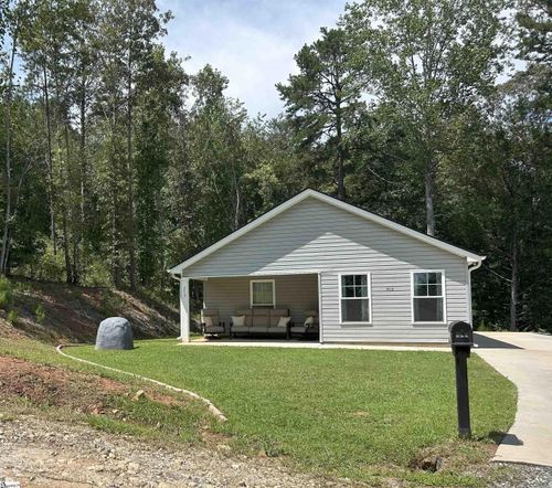 213 Deer Creek Trl, Walhalla, SC, 29691-5852 | Card Image