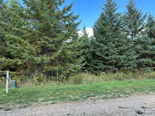 26795 Lidstrom Rd, Detroit Lakes, MN, 56501-7613 | Card Image