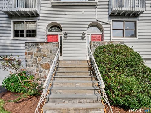 c-197 Sheephill Rd, Riverside, CT, 06878-1100 | Card Image